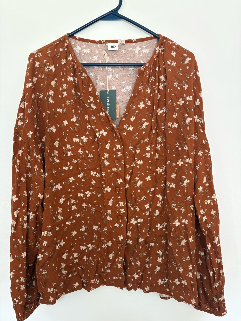NWT tentree Rust Floral Button-Front Blouse